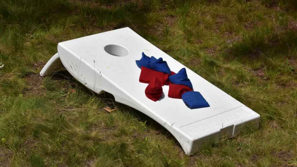 Cornhole board